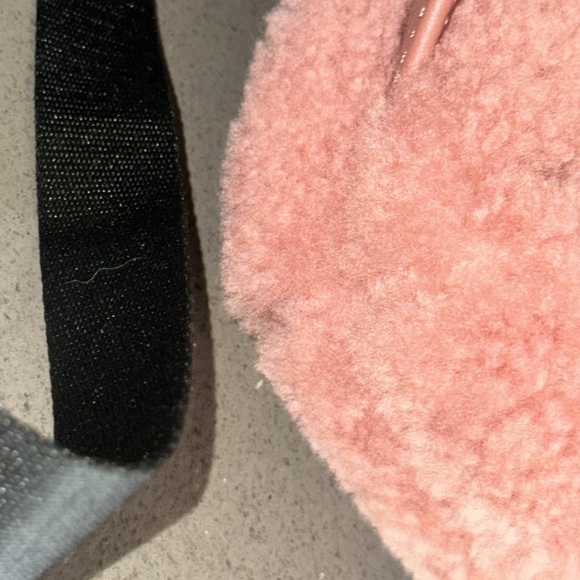 Fendi vocabulary Pink shearling convertible Backpack tote bag - Picture 9 of 16